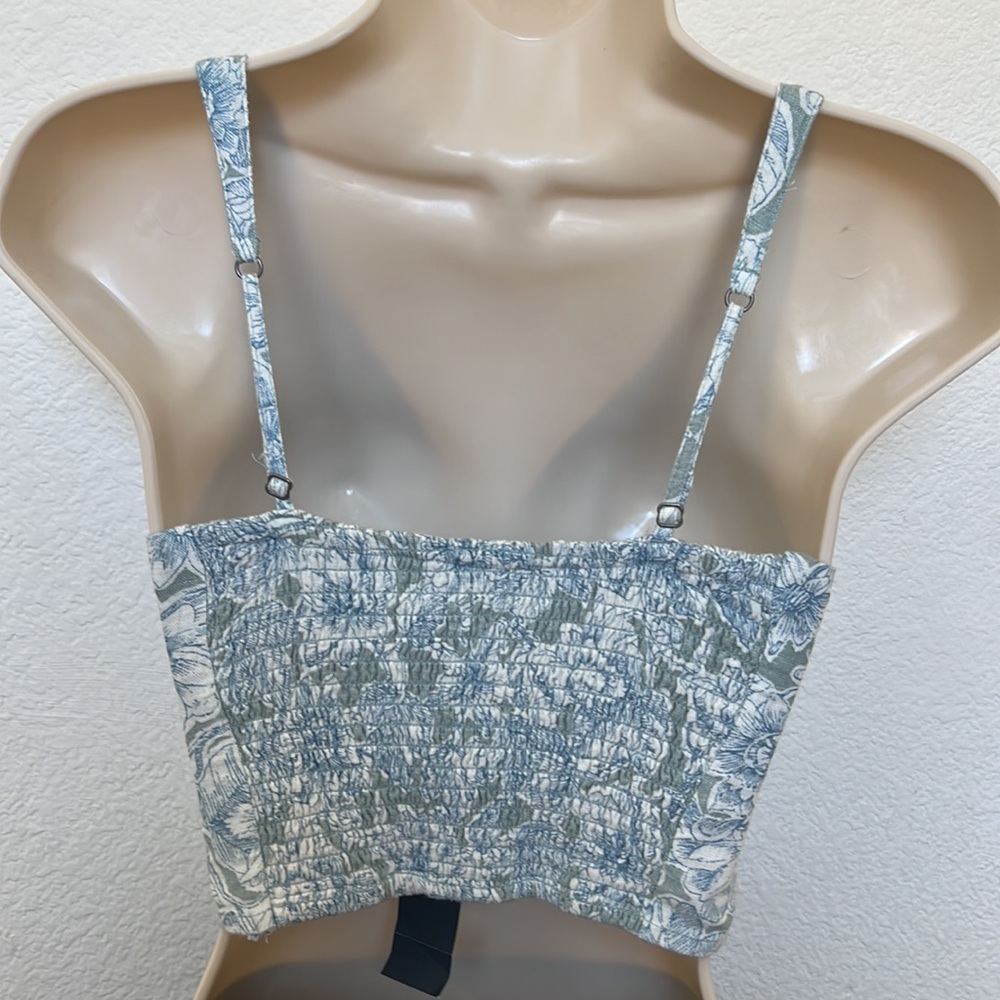 Abercrombie & Fitch Floral Twist-Front Linen Blend Cutout. Size XXS - Picture 2 of 9